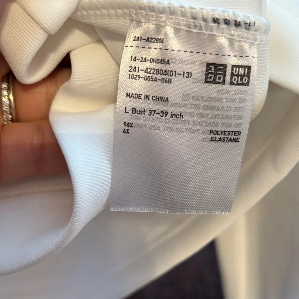 Uniqlo White Hoodie Sweatshirt - Picture 5 of 5